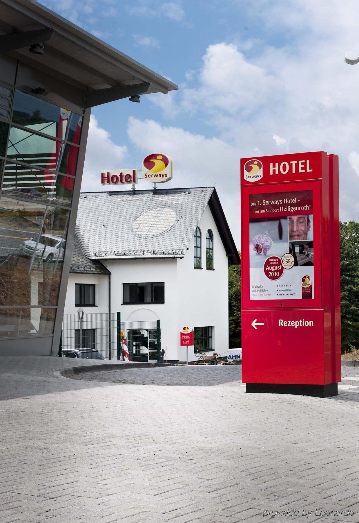 Serways Hotel Heiligenroth Bagian luar foto